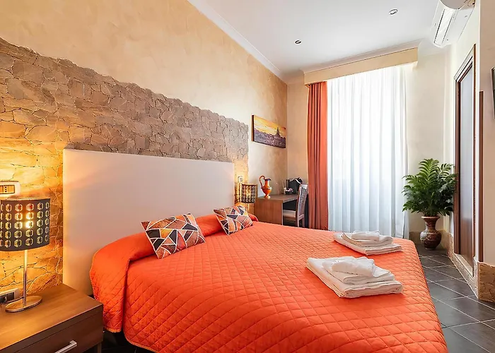 Alis Laura - 10 Mins To Colosseum, Modern & Near Metro Roma